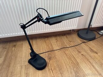 Nastavitelná stolní lampa - 1
