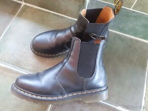 Dr Martens Black Smooth Mens Size 9 Leather Chelsea