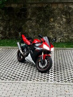 Yamaha R1 2003 - 37tis. najeto
