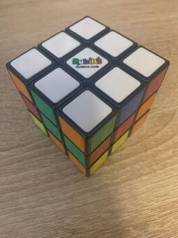 Rubiková kostka značky rubiks pro děti od 3 až 5 let