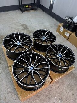 Nové Alu kola r18 5x120