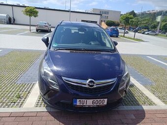 Opel zafira tourer 1.4 turbo benzín