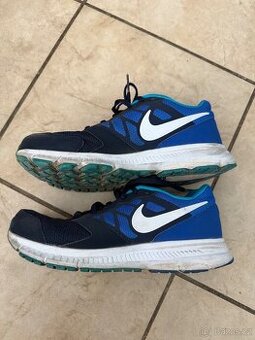 Nike 37,5 stélka 23,5 cm