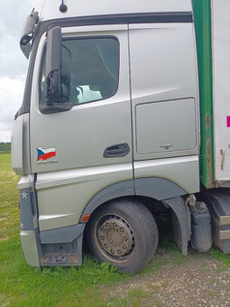 mercedes benz actros