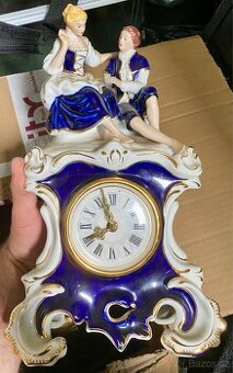 Starožitný porcelán, sochy, vázy, sklo, světla
