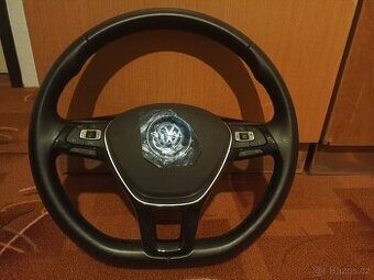 Zkosený multifunkční volant T6 s tempomatem