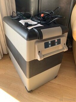 Lednice do auta (autolednice) Vevor CF55
