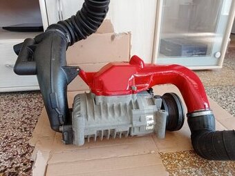 Prodám kompresor Eaton m62