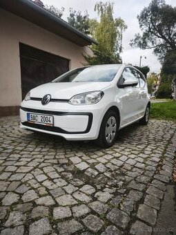 VW Up, CNG, 2/2022, ČR, servisní kniha, DPH, TOP, výbava