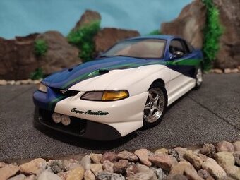 prodám model 1:18 ford mustang super stallion AUTOart
