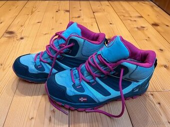 Zimni kotnickove boty, vel.38, norska znacka Trollkids