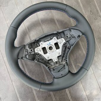 Bmw 5 E60, E61 nový kožený volant