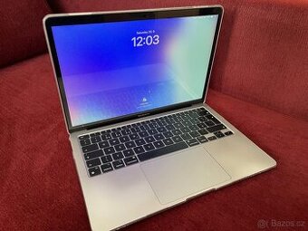MacBook Air M1 2020 – 8 GB RAM, 256 GB, pěkný stav
