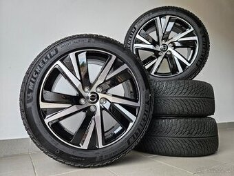 Orig. Volvo V90/S90 Zimní 245/45/18 - Zánovní