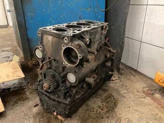 Blok motoru CUPA 2.0 RS 135kW