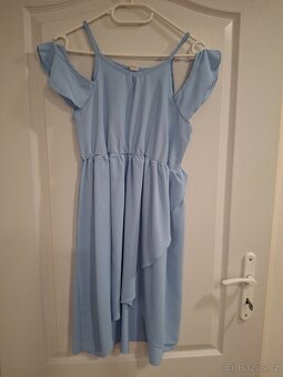 Oblečení holka 140,146,152 č.4