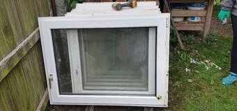 Plastova okna stará