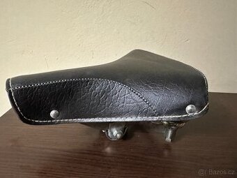 ESKA Favorit NOVÉ sedlo