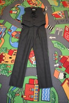 Prodám set kalhoty, vestička, motýlek