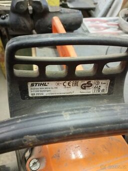 Motorová Pila na náhradní díly