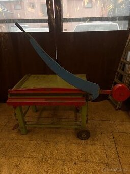 Nůžky na plech - 1