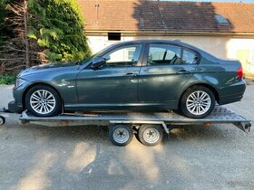 Rozprodam na nahradni dily BMW E90 320XD/r.v. 2011/LCI