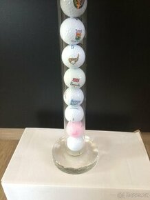 Stojan na golfové míčky