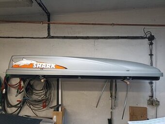 Střešní box / rakev