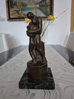 Josef Mařatka – Máj (Milenci), bronz, signováno, 23 cm