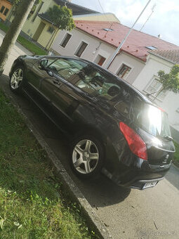 Peugeot 308 Naj 100tkm 1.4i Klima Serviska CZ kup Klima Supr