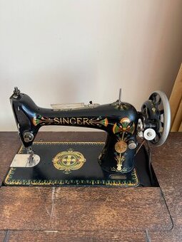 Originální šlapací šicí stroj Singer
