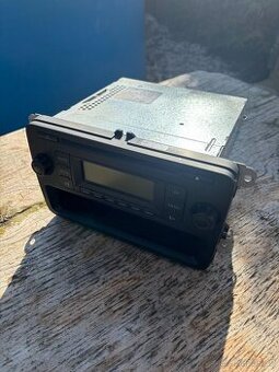 Auto radio škoda fabie2