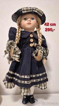 Sběratelská panenka Studentka