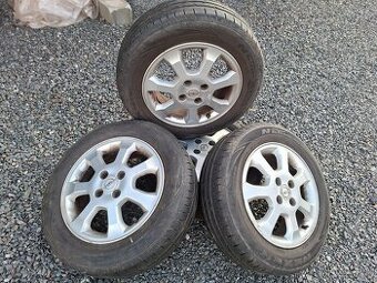 4xalu kola s letní pneu 185/65 R15