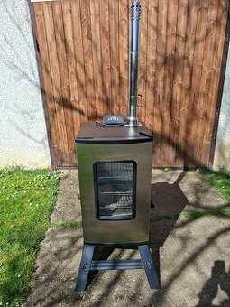 Prodám krátce používanou elektrickou udírnu Prestige