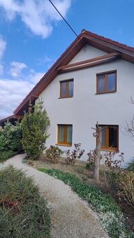 RD se zahradou a garáží na Vrbici