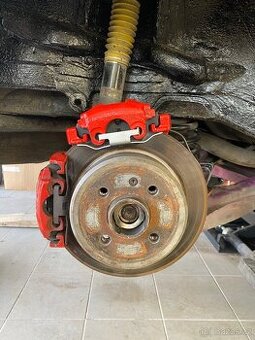 Adaptéry brzd e30 e36 compact