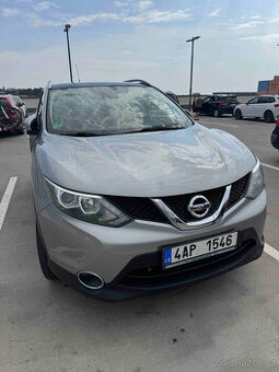 Nissan Qashqai 1.5 dCi 110 PS – 2015 – 6st. manuál – komplet