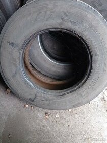 Nákladní pneumatiky 315/70 R 22,5
