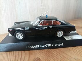 Model Ferrari 250 GTE 2+2 1962 1:43 - 1