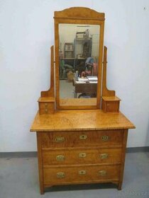 Komoda se zrcadlem 1910 - 1