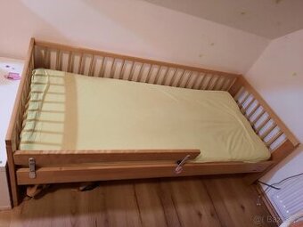 Dětská postel s roštem a matrací bytelná
