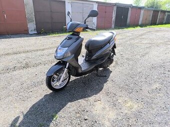 Yamaha Cygnus-X 125 2005 skútr PARDUBICE 8.2 kw