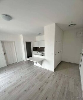 Pronájem moderního bytu 2+kk ve městě Slaný u Prahy