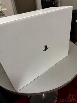 PlayStation 4 pro 1TB GOD OF WAR edition