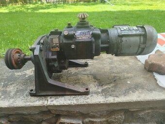 Elektro motor s hydro měničem