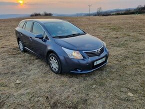 Toyota Avensis,1.6i 97kw 1.MAJ. NOVÁ STK, SERV.KNIHA - 1