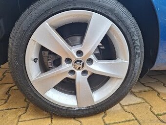 Aluminium kola 16 včetně pneu 215/45