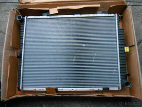 Mercedes E 300D 420 430 50 AGM chladič vody NOVÝ  NRF 50579