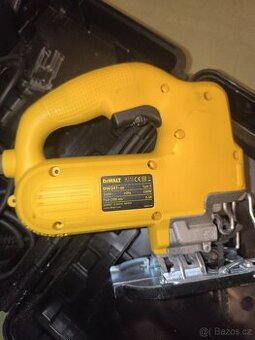 DeWALT DW341-QS pila, málo řezaná